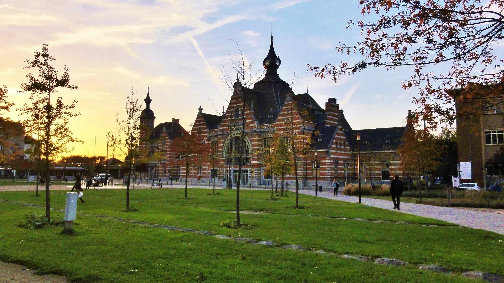 Train Cabin Hostel Schaerbeek  Bryssel