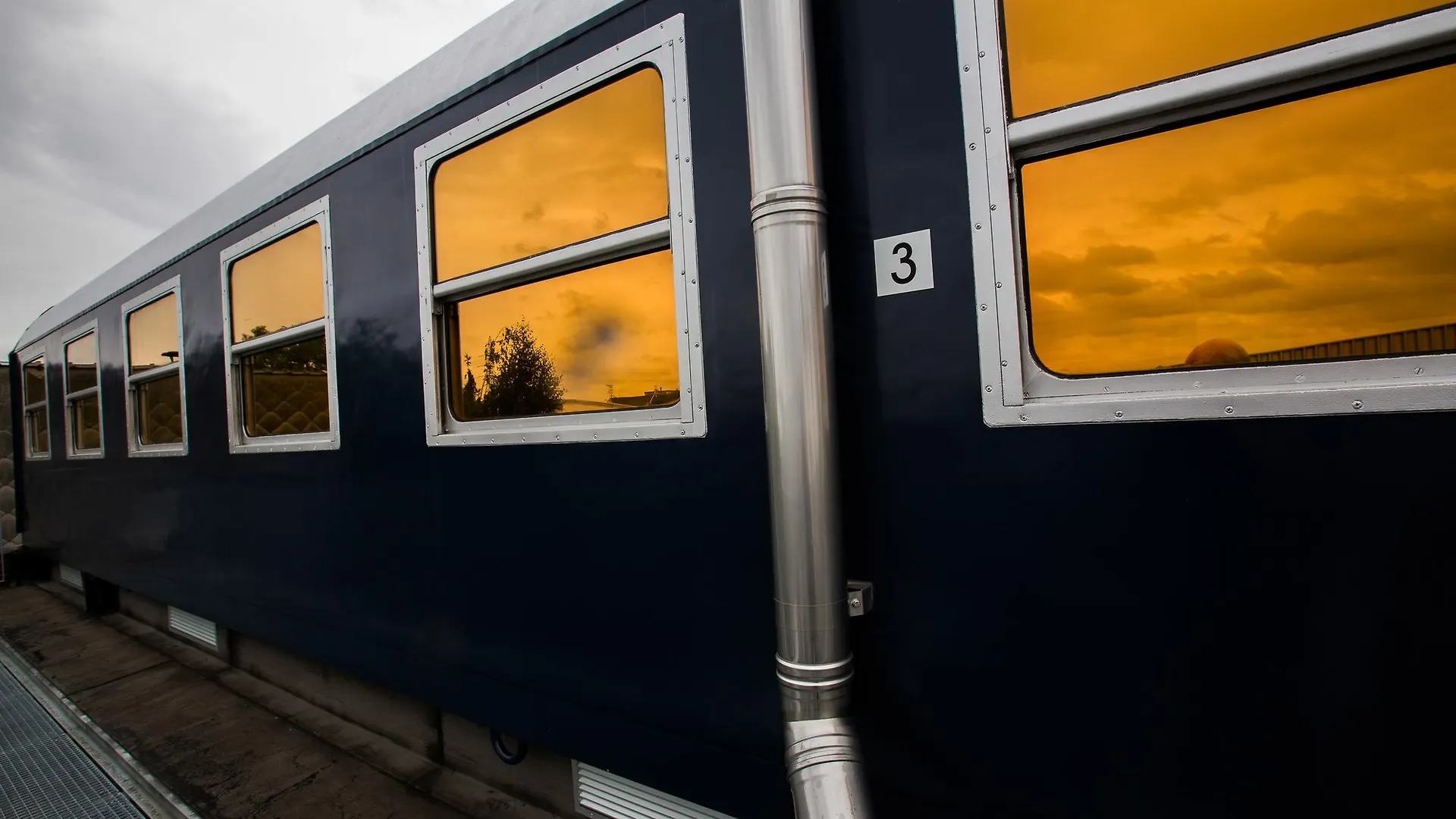 Train Cabin Hostel Schaerbeek Bruselas