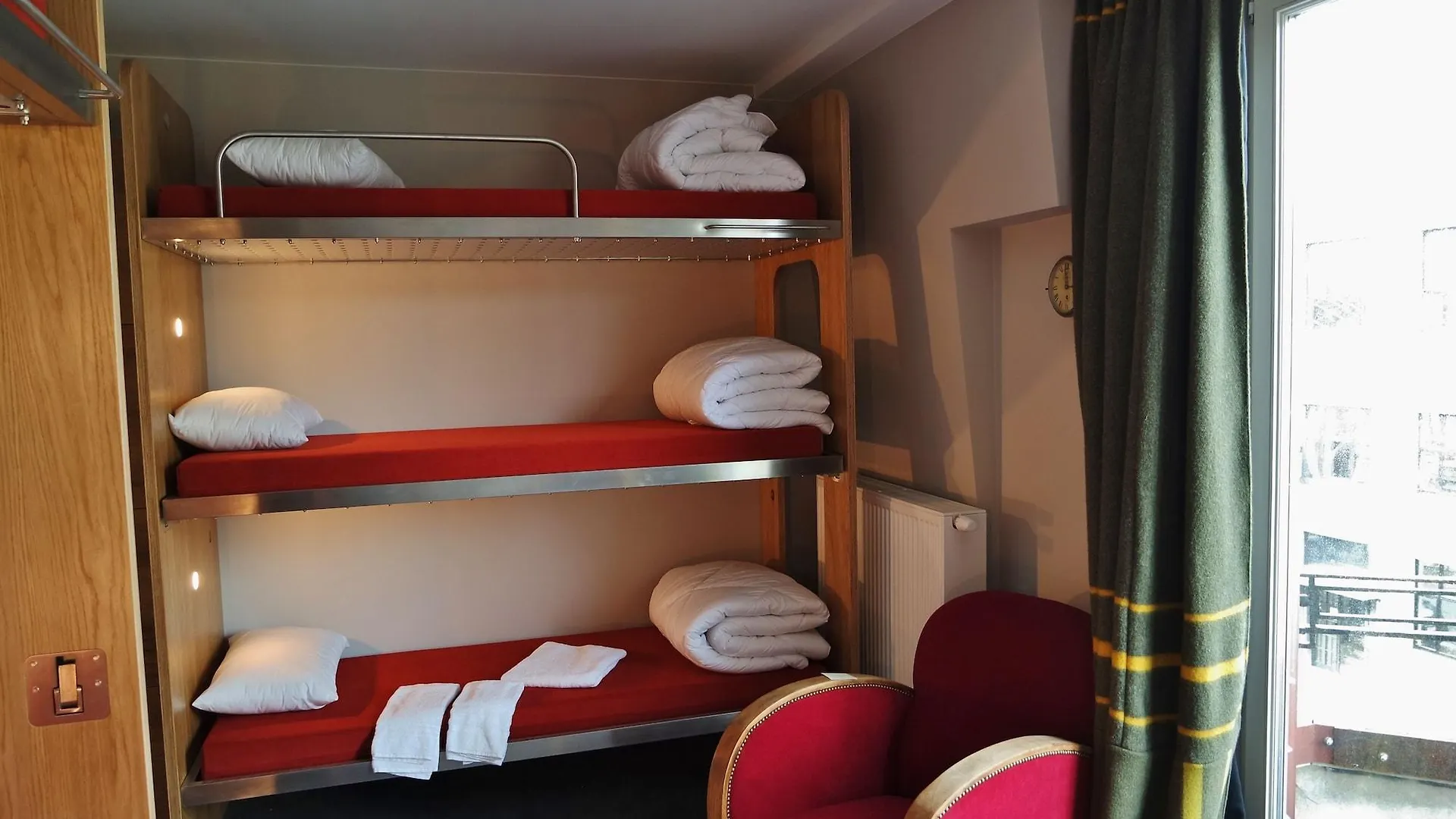 Train Cabin Hostel Schaerbeek