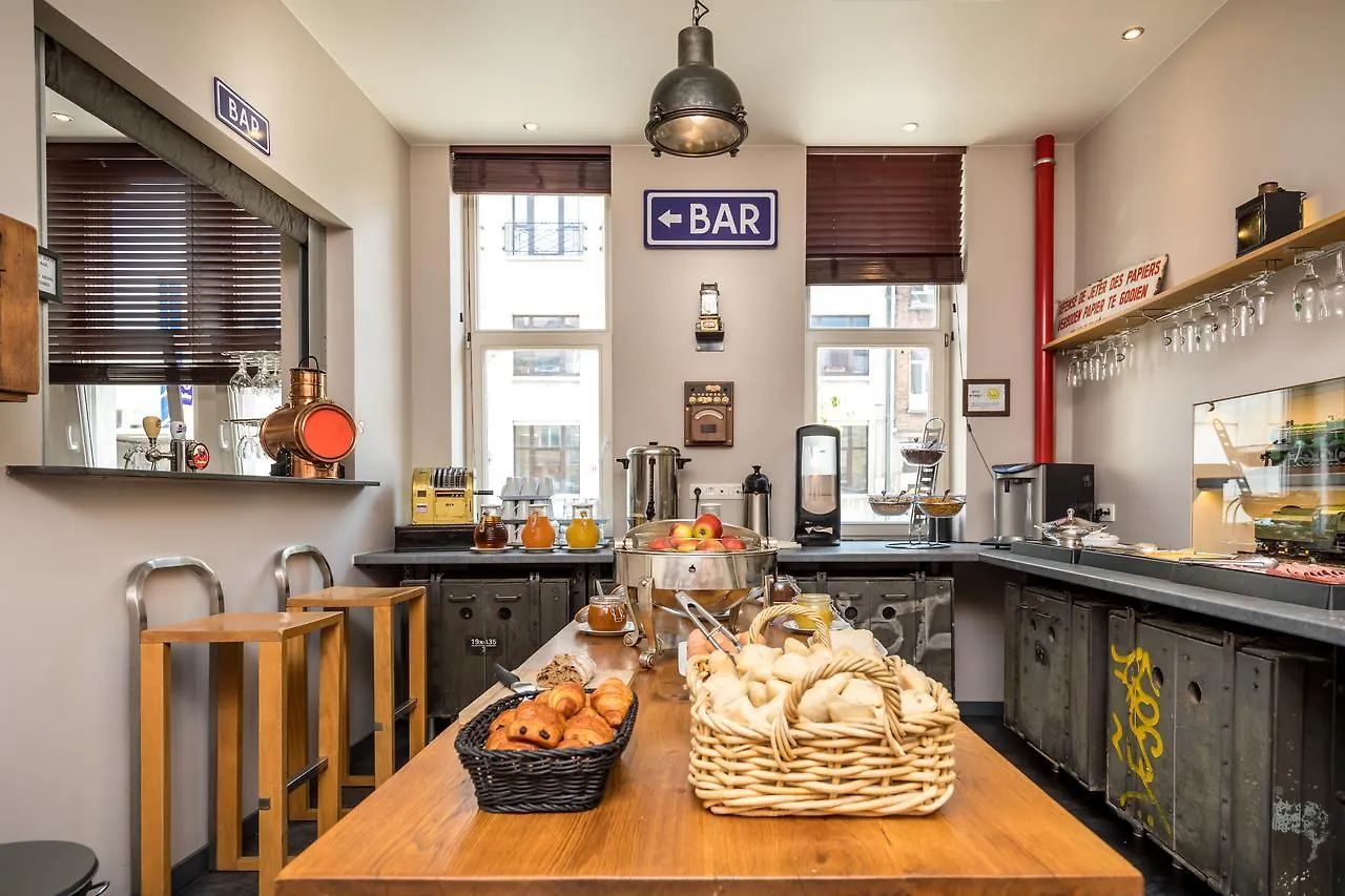 Train Cabin Hostel Schaerbeek