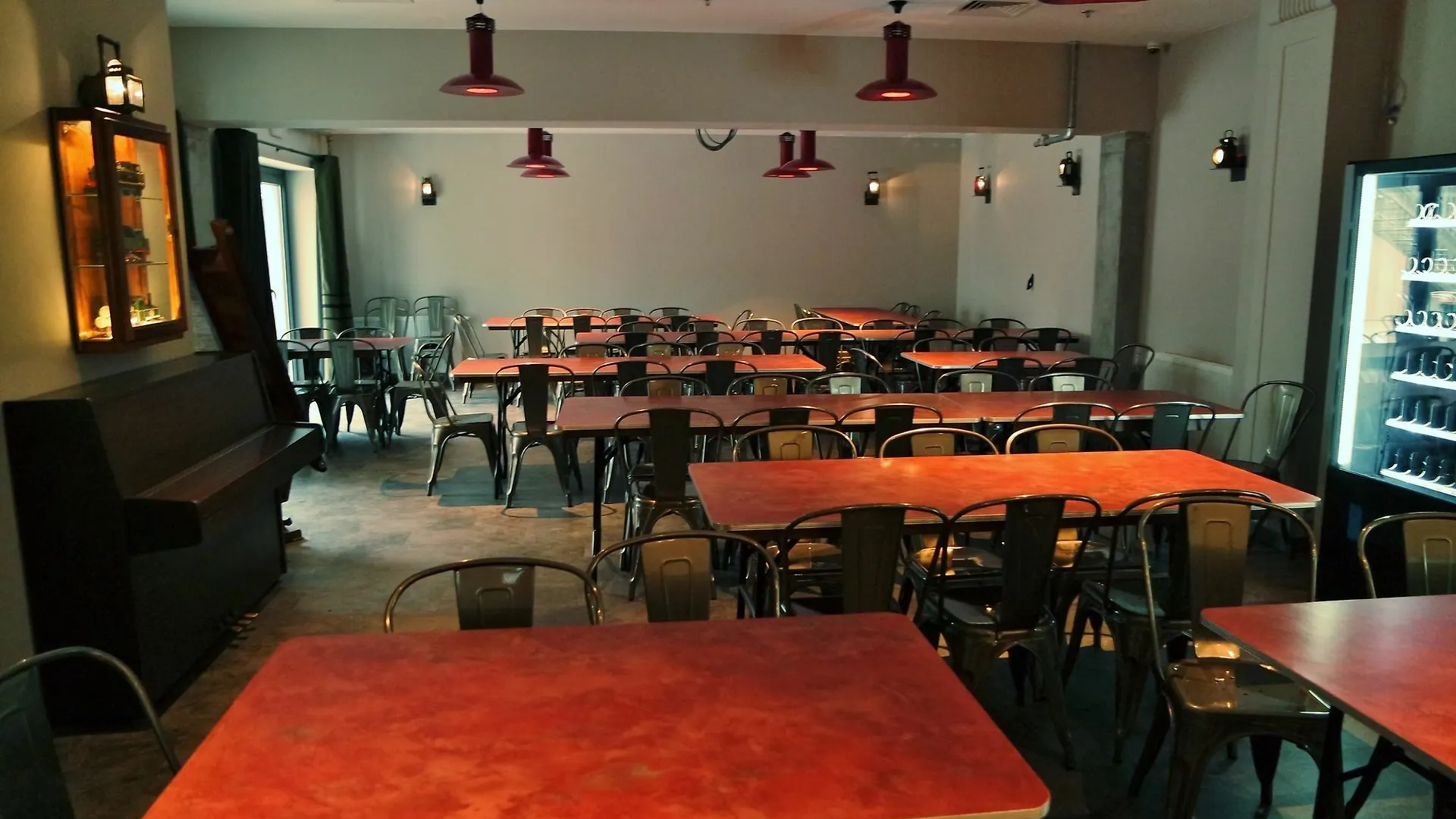 Train Cabin Hostel Schaerbeek