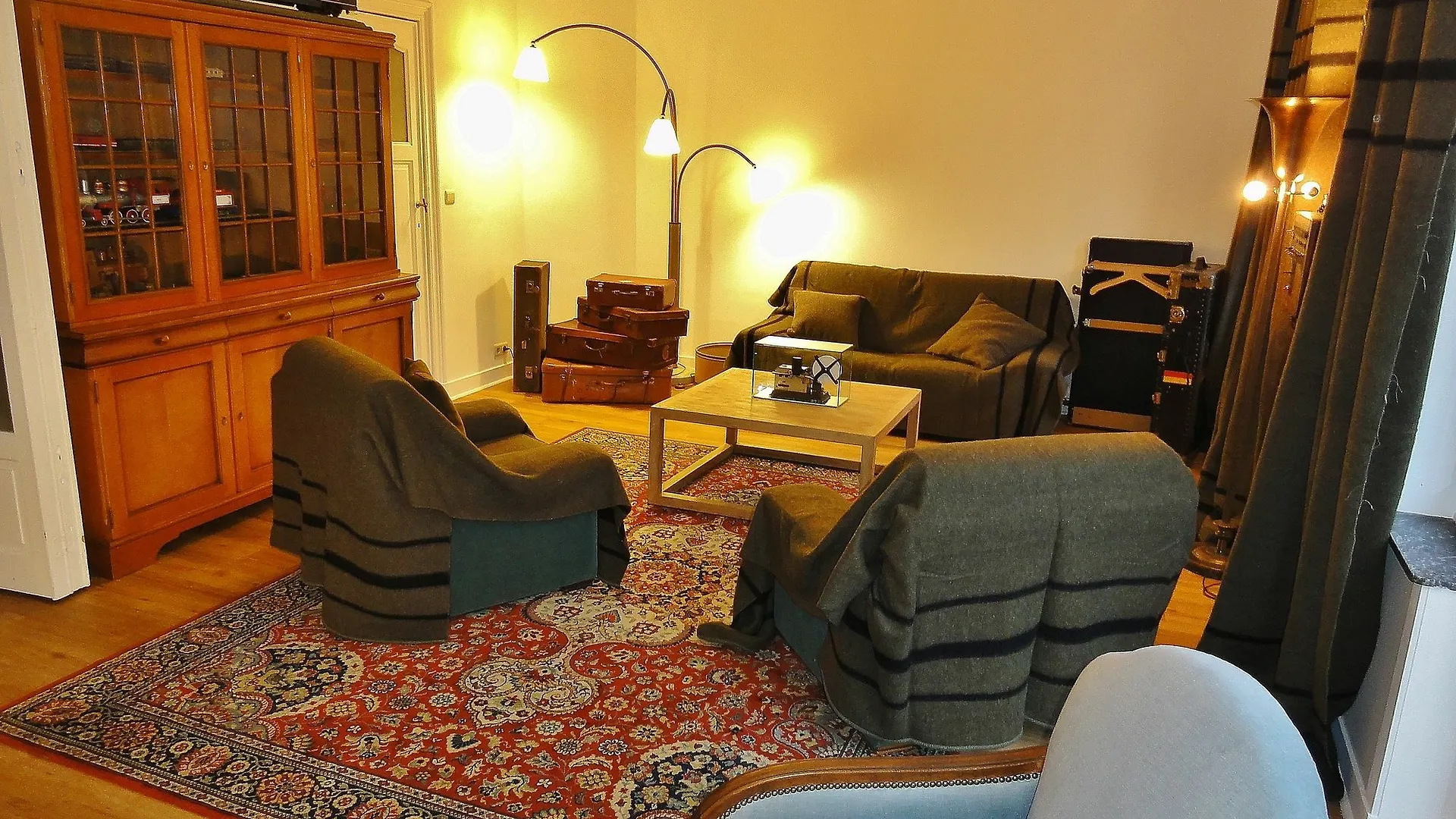 Train Cabin Hostel Schaerbeek Belgio